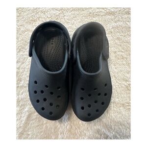 Crocs Cutie Crush BLACK
Children's Kid's Boys Girls Size J 2